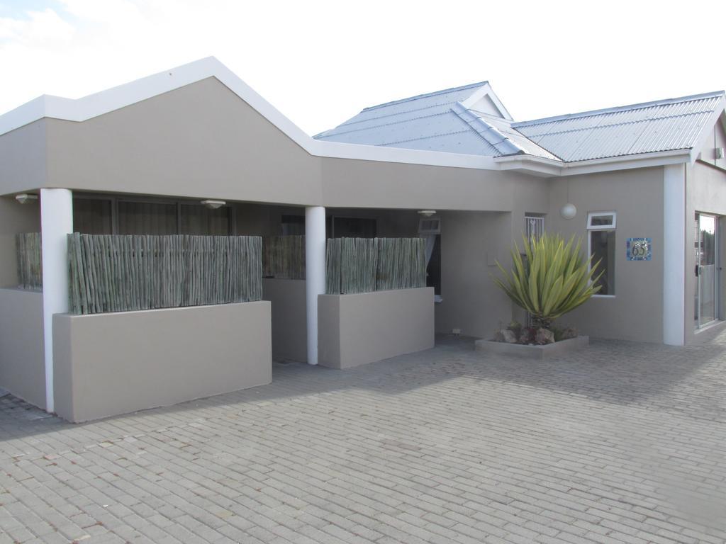 Due South Guest House Langebaan Exterior foto